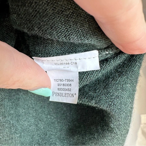 Pendleton Women’s Wool Sweater Small Green High Low Hem Long Sleeve Relaxed Fit - Picture 6 of 6